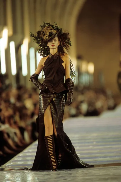 Look 23